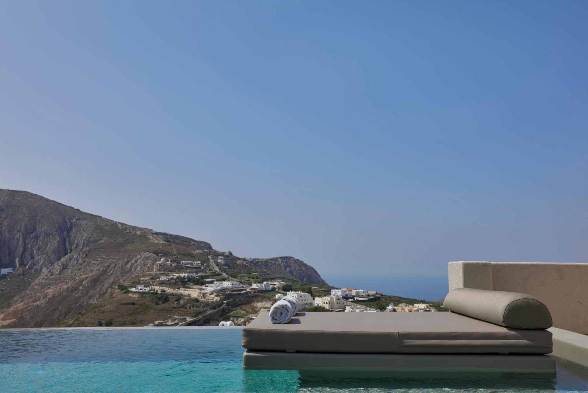 Aeon Suites - Adults Only Pyrgos Kallistis Екстер'єр фото